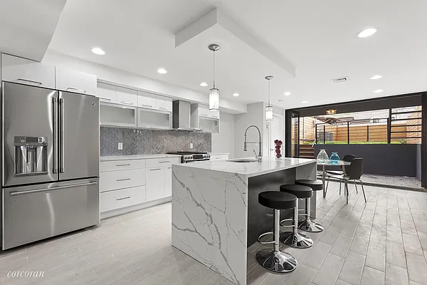 Rented by Corcoran | media 24