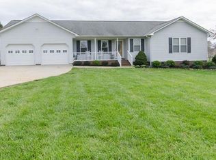 2623 Goldrush Dr, Lincolnton, NC 28092