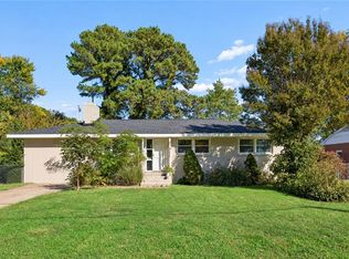 416 Lucas Creek Rd, Newport News, VA 23602