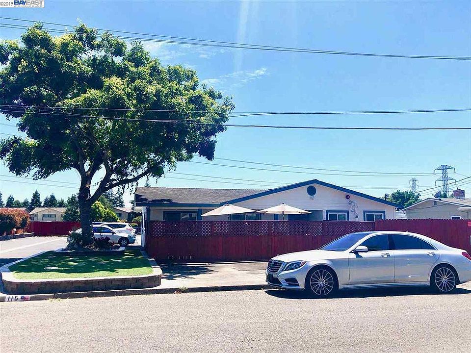1st image of 115 Thayer Way