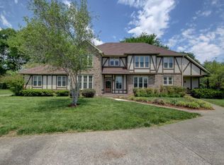 2205 Springlot Rd, Clarksville, TN 37043