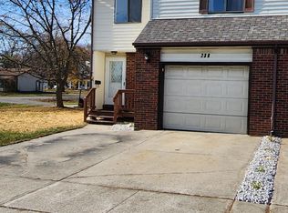 230 14th St, Marysville, MI 48040