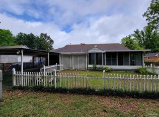 7025 Bittersweet Dr, Pensacola, FL 32506