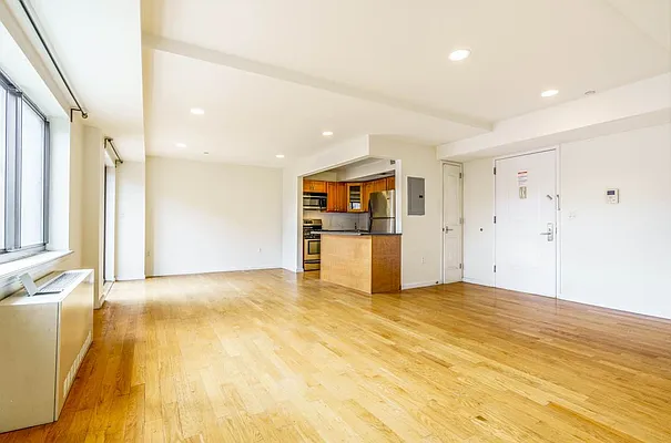 Rented by Astoria Realty | media 2