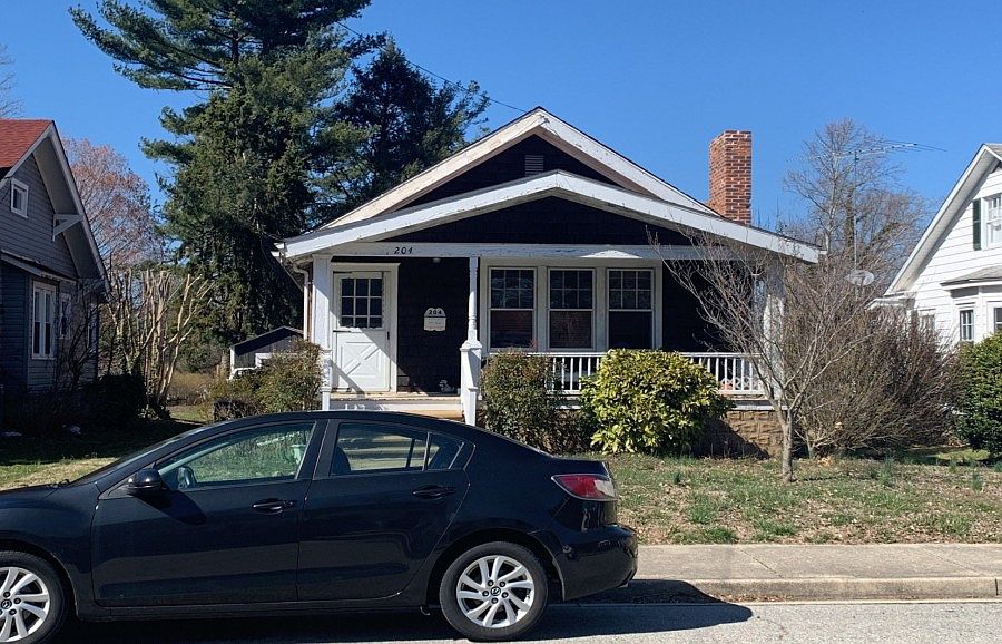 1st image of 204 Belvedere Ave