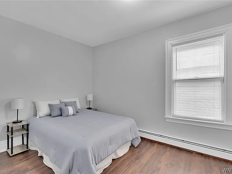 235 Potomac Ave — Photo 10