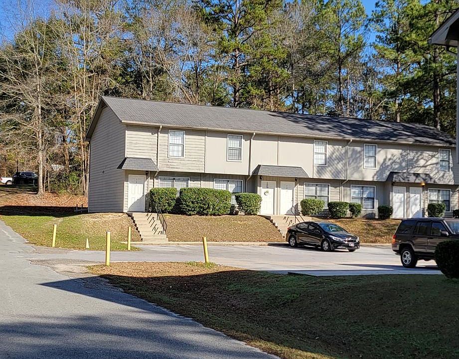 2nd image of 204 Shadowood Dr #204