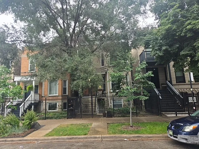 2833 N Albany Ave #2A