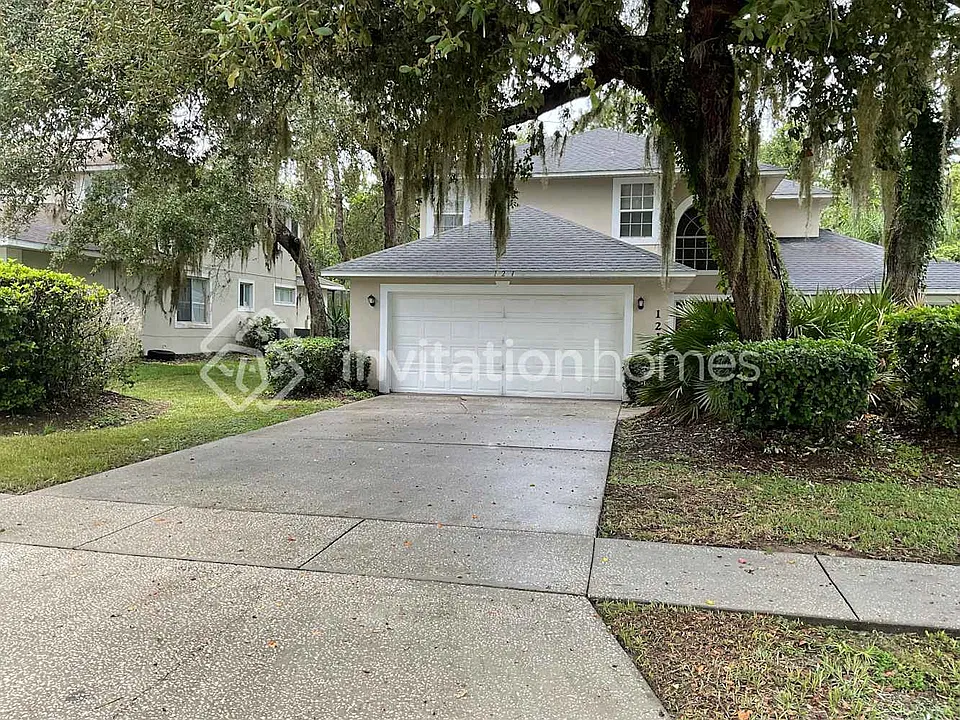 121 Thousand Oaks Blvd