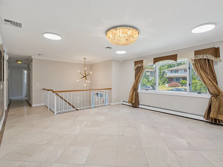 25 Cleveland Ave — Photo 14