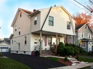 29 Shelby St, Dumont, NJ 07628