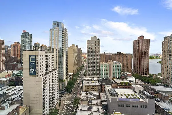 Sold by Maxwell Jacobs | media 8