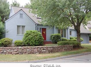 16 Chimney Crest Ln #16, Bristol, CT 06010