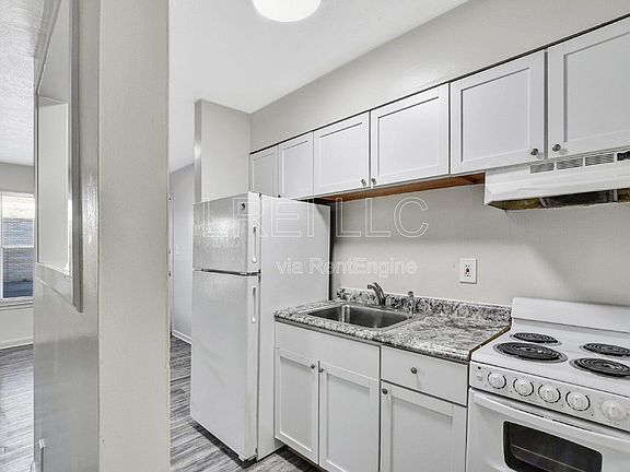 3rd image of 4311 Norbrook Dr #4