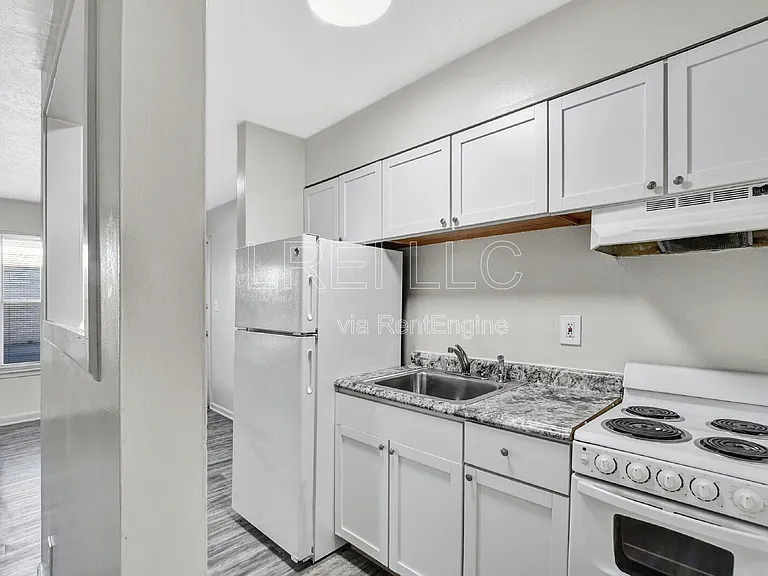 4311 Norbrook Dr #4 — Photo 3