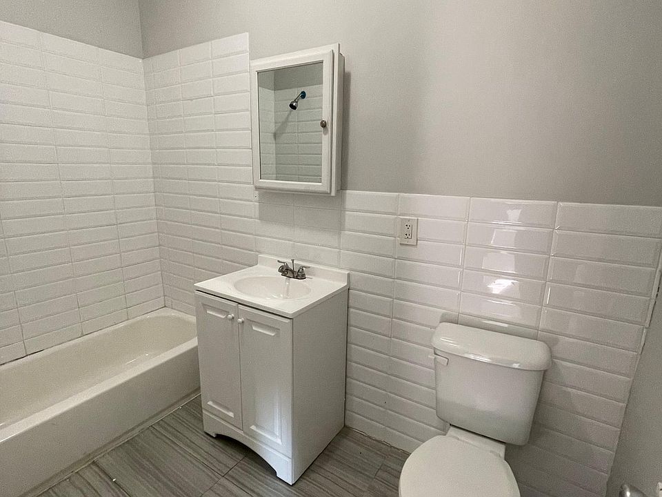 1st image of 847 S 18th St Floor 3