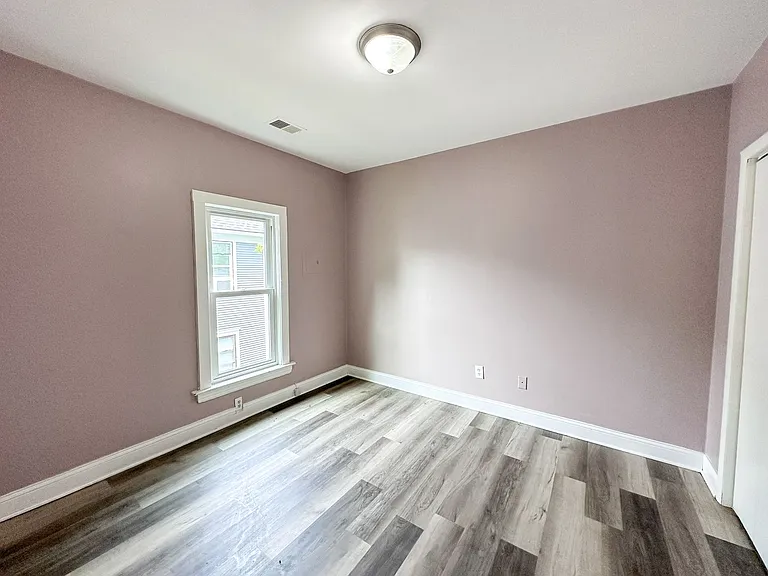 613 Fuller Ave SE — Photo 7