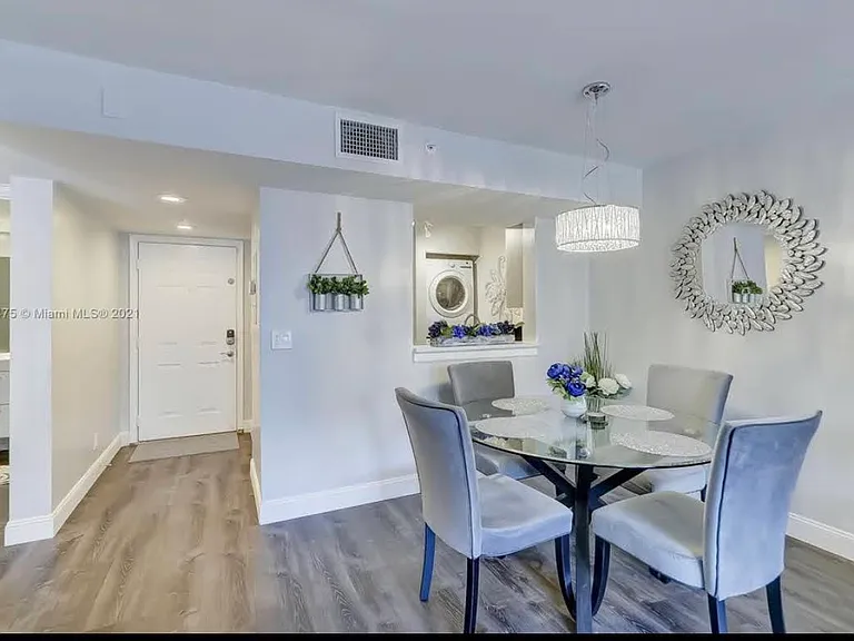 1350 SE 3rd Ave #211 — Photo 6