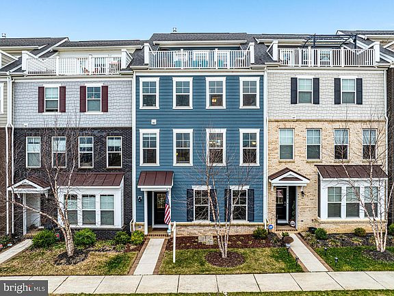 3rd image of 1706 Hawks View Dr