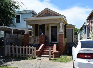 1606 Avenue M 1/2, Galveston, TX 77550
