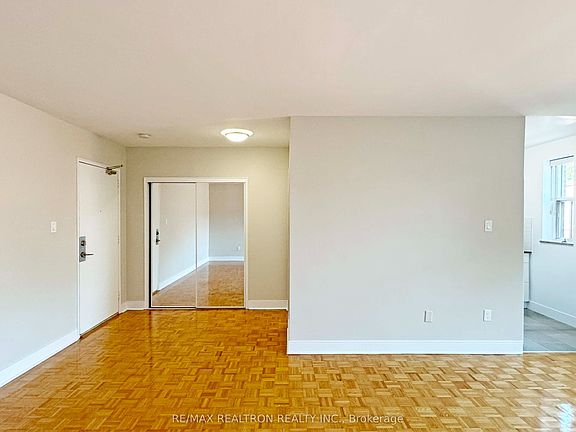 5th image of 1291 Bayview Ave #506