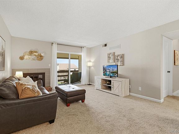 5th image of 459 Wright Street #305