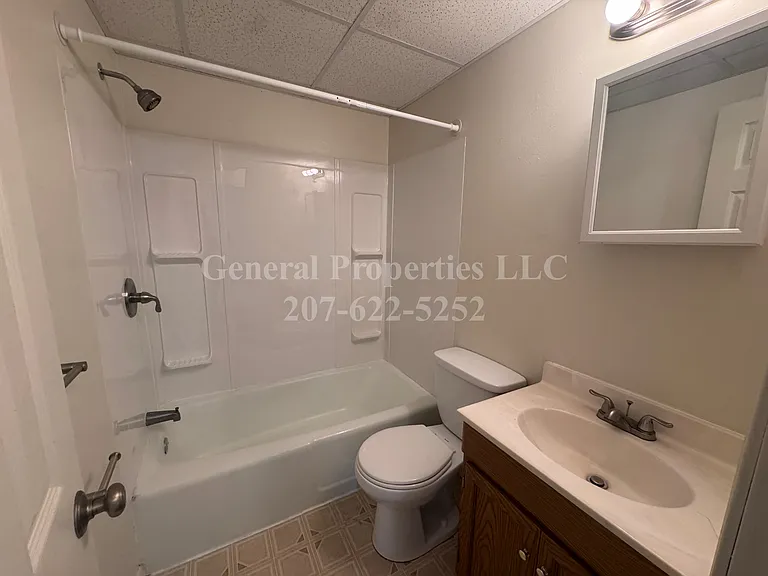 592 Riverside Dr #12 — Photo 6