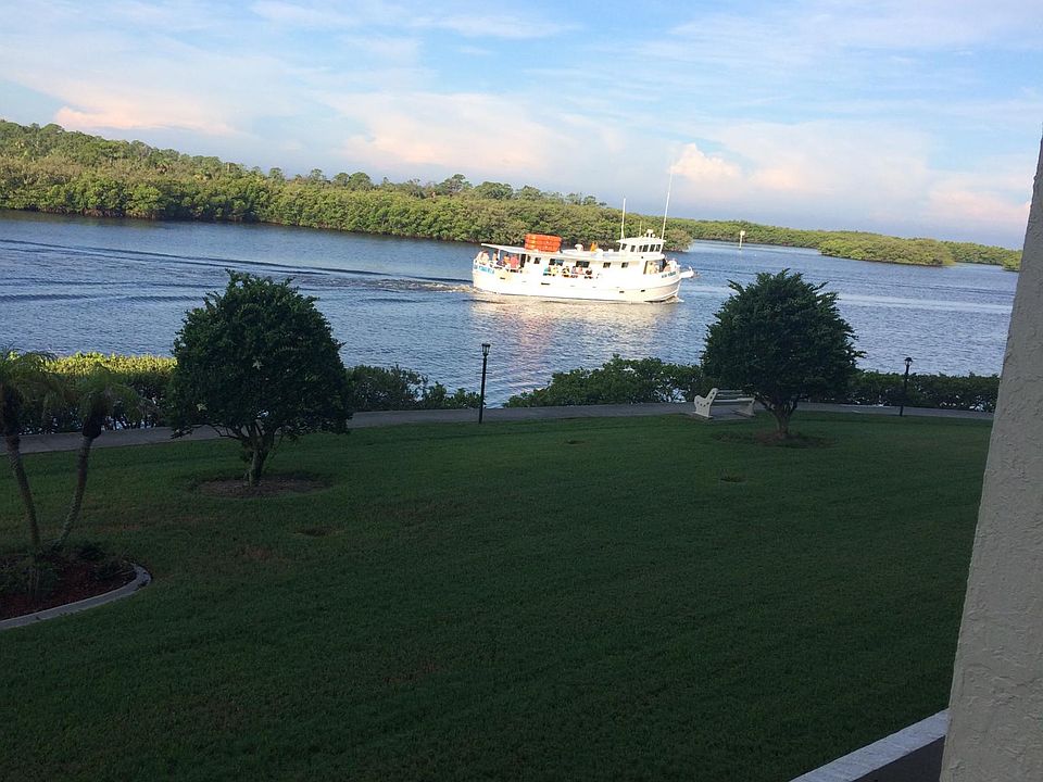 parade of boats motoring by