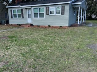 1007 E 9th St, Lumberton, NC 28358