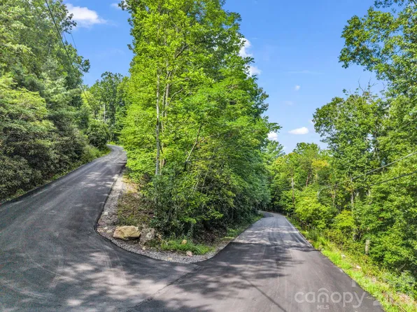 99999 Harrison Hill Rd #15, Swannanoa, NC 28778