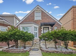 8340 S Yates Blvd, Chicago, IL 60617