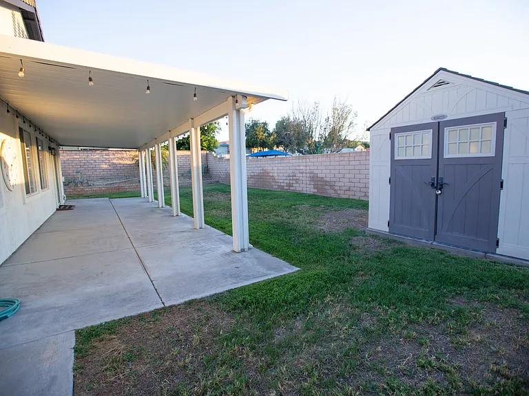 11638 Caldy Ave — Photo 19