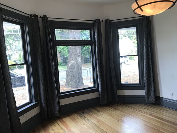 3rd image of 1923 W College Ave