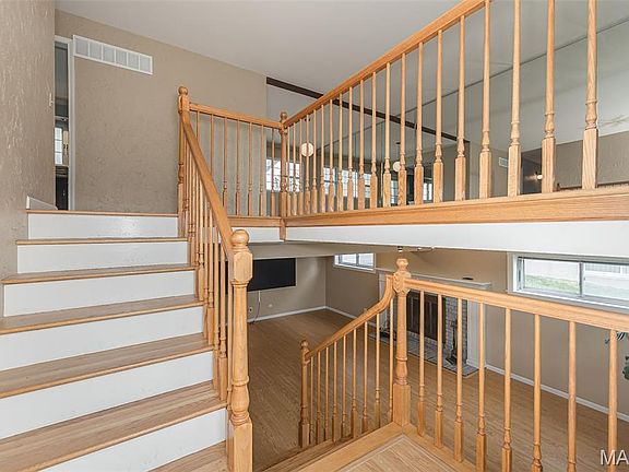 5th image of 3233 Hedgetree Ln