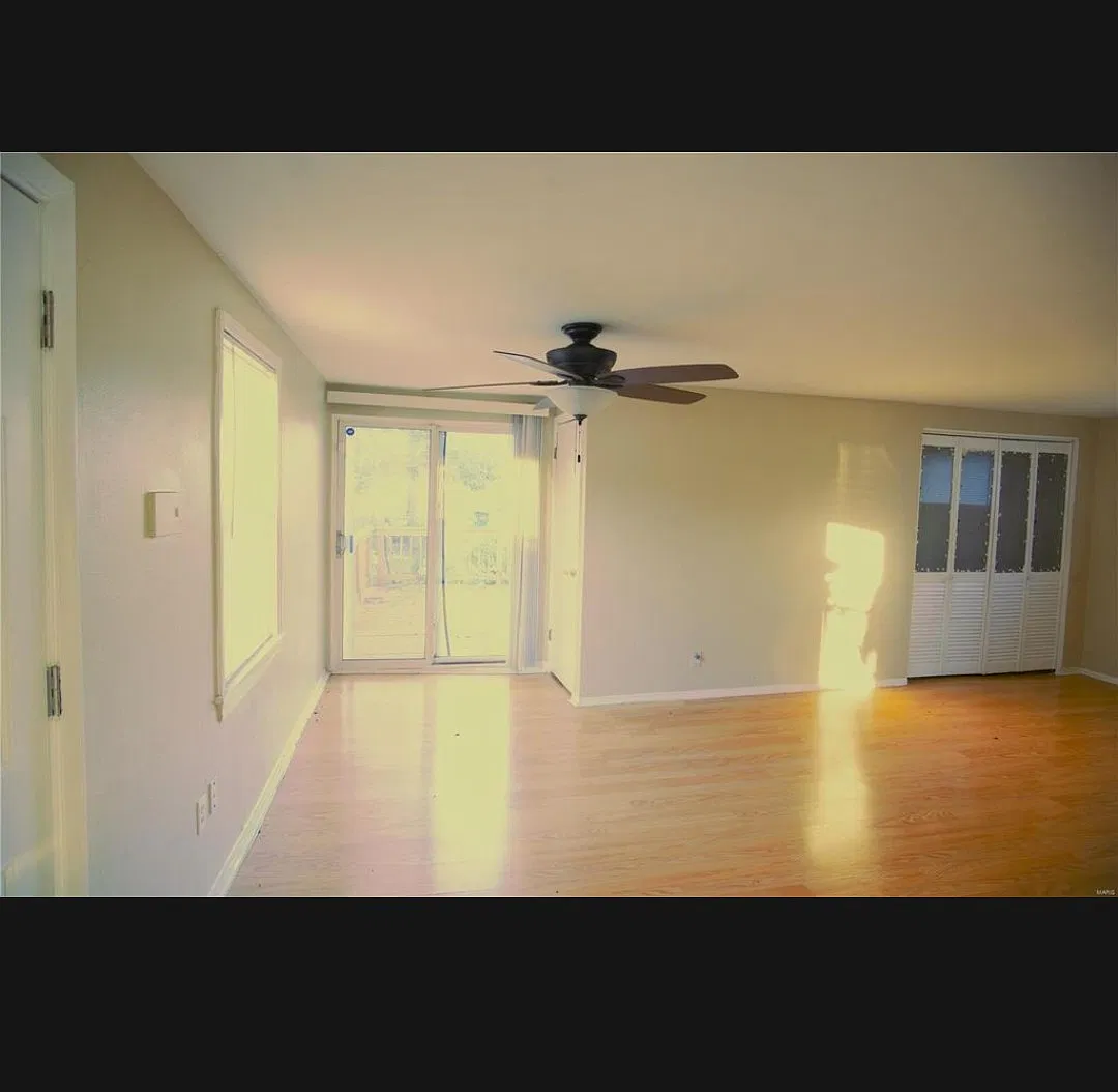 11255 Saint Damian Dr — Photo 2