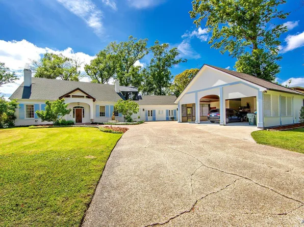 411 Oak Alley Dr, Houma, LA 70360