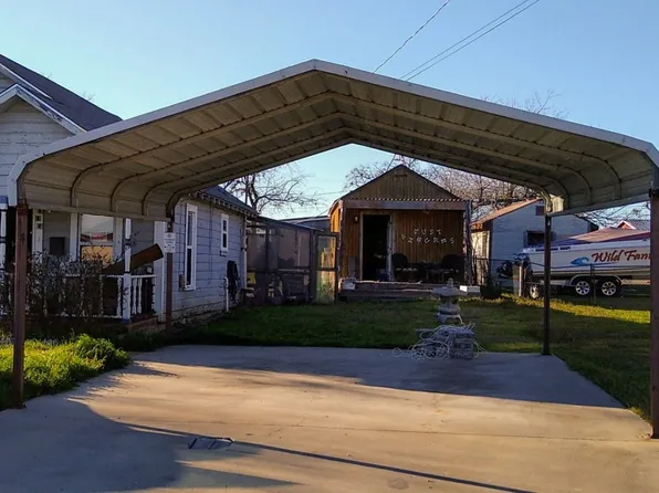 9504 Pittsburg St, Cresson, TX 76035