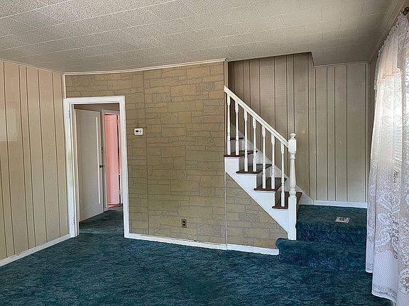 4th image of 89-10 221st Pl Floor 1