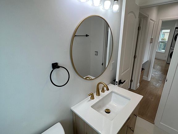 5th image of 1037 1/2 W Glenoaks Blvd #1037-1/2
