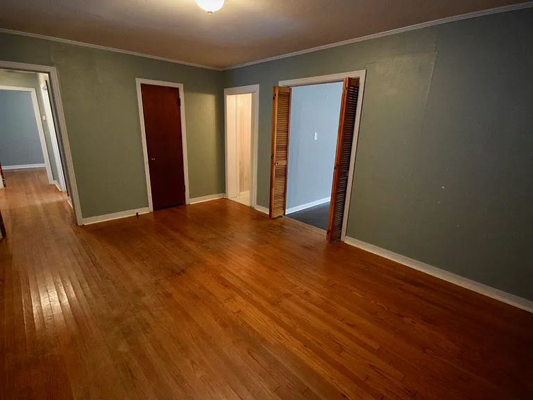 1310 Fairfield Dr — Photo 12