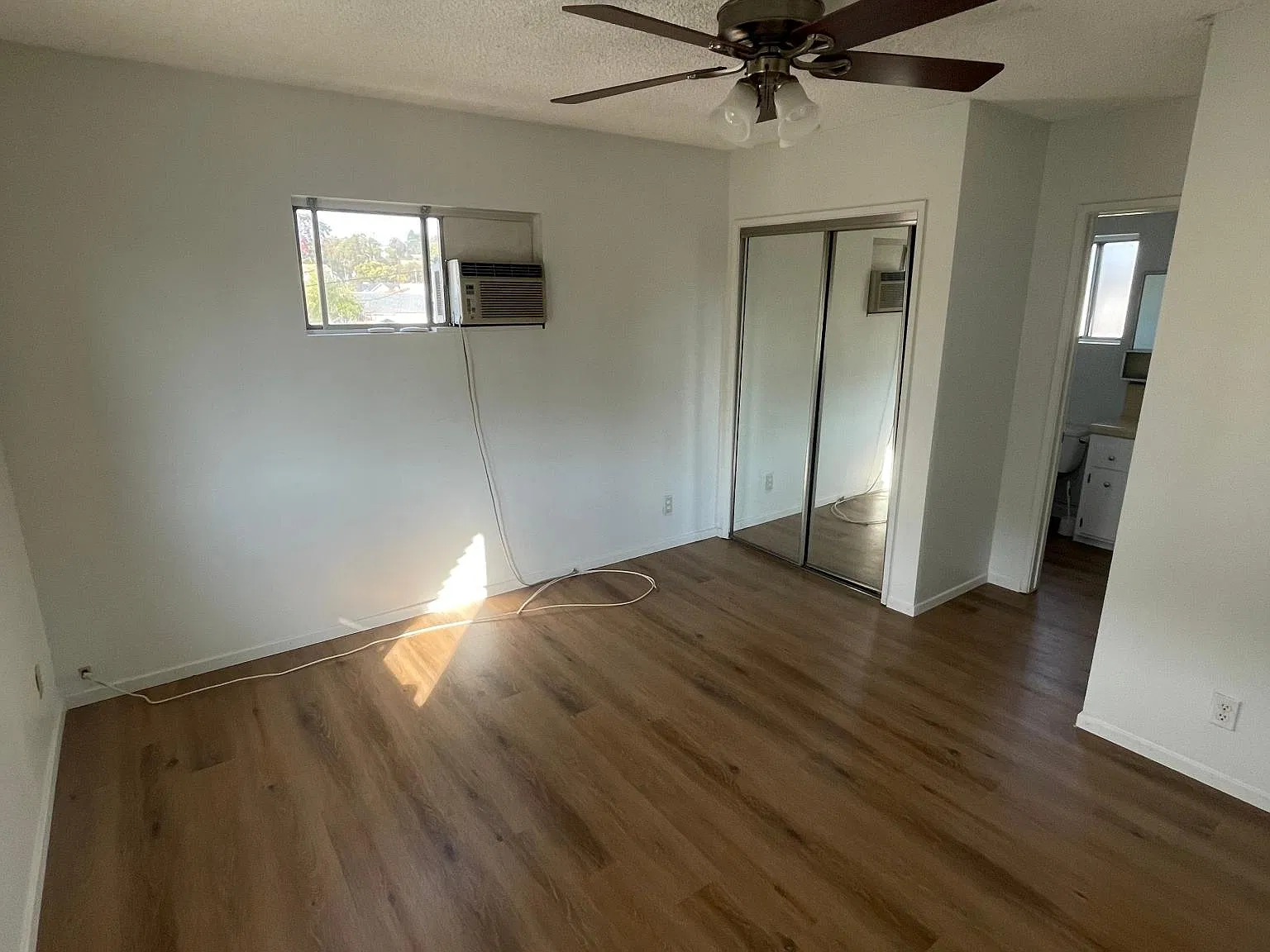 1 bed, 600 sqft, $1,700 — Photo 3