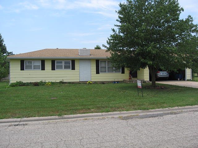1st image of 129 Tiffany Ln