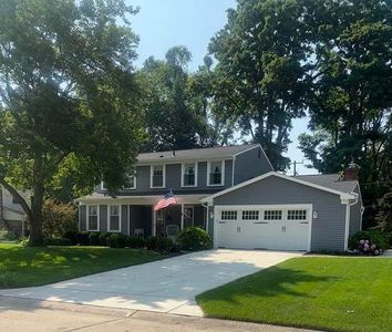 15741 Robinwood Dr, Northville, MI, 48168