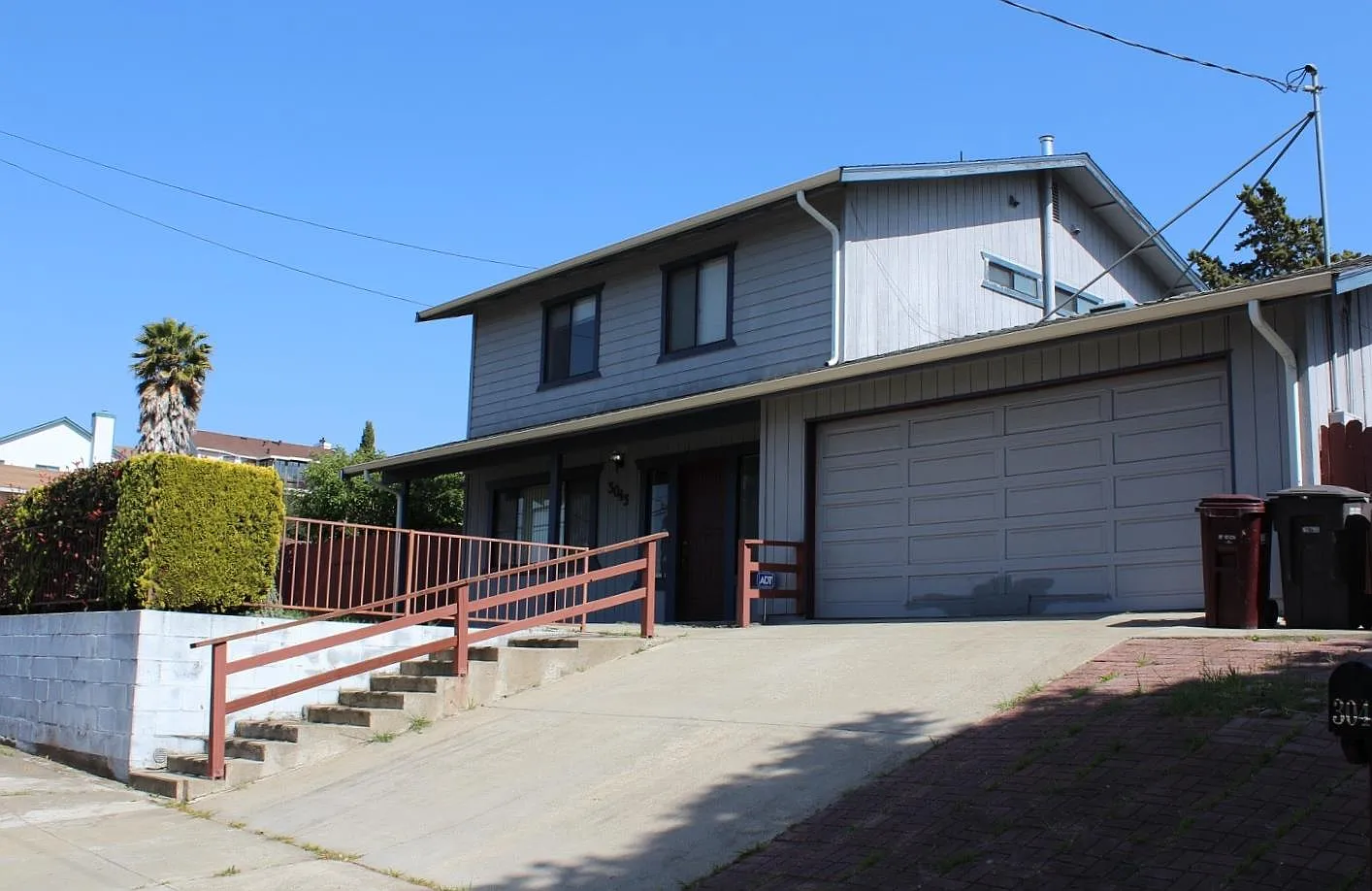3043 Kelly St photo 1