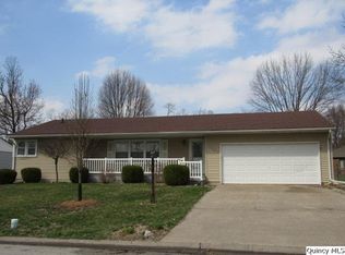 4001 Pine Tree Rd, Quincy, IL 62305