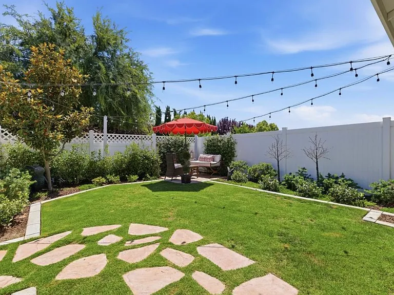 3712 Windermere St — Photo 9