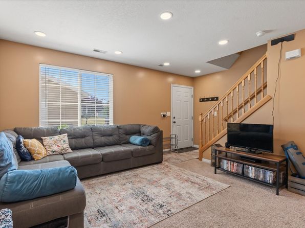 1322 E 6175 S, South Ogden, UT 84405