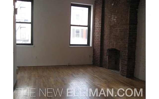 Rented by Douglas Elliman | media 19