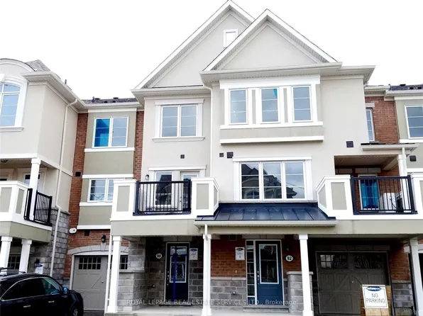 90 Howe Ave, Toronto, ON M1L 0C1
