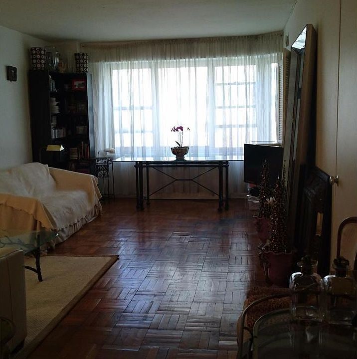 2nd image of 30 Park Ave APT 9G